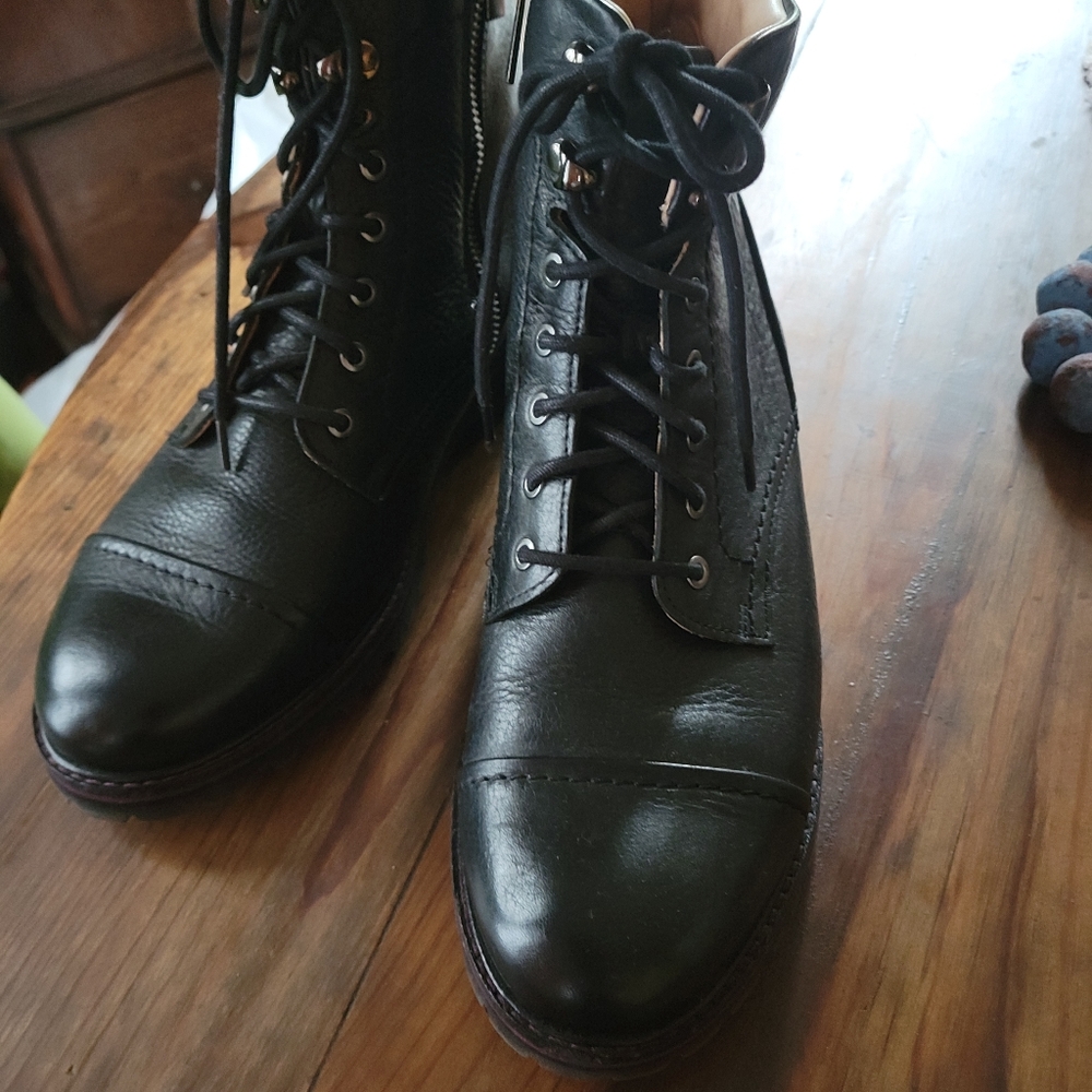 SAMUEL HUBBARD LEATHER WOMEN'S SIZE 9.5 BLACK